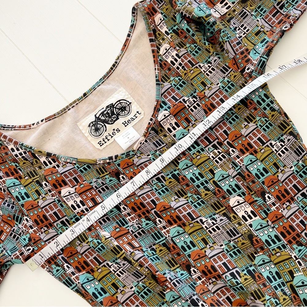 Effies Heart Fit Flare Dress with Pockets House Urban City Print Medium - Picture 8 of 10